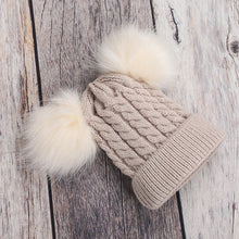 Load image into Gallery viewer, Pom Pom Winter Hat
