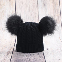 Load image into Gallery viewer, Pom Pom Winter Hat
